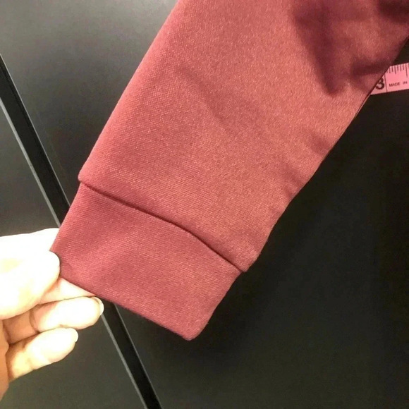 Virginia Tech Hokies Hoodie, pull over, pouch pocket, HOKIE Logo, Unisex - Picture 3 of 5